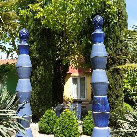Athonia בית נופש